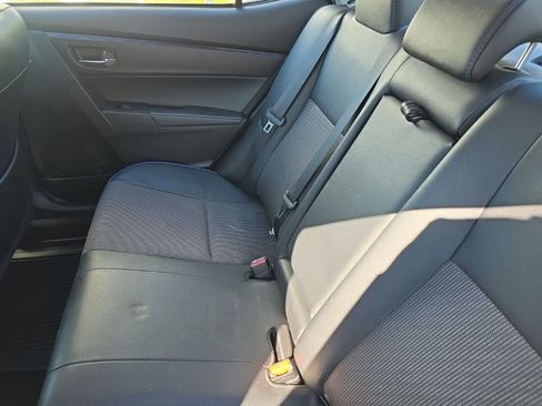 Used 2019 Toyota Corolla L image 19