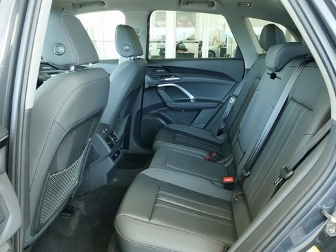 New 2025 Audi Q5 Premium Plus image 12