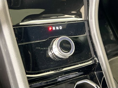 Used 2023 Jeep Grand Cherokee Altitude image 16