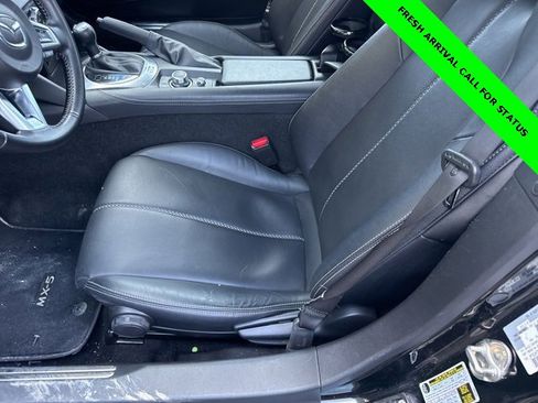 Used 2025 MAZDA MX-5 Miata RF Grand Touring image 13