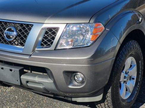 Used 2021 Nissan Frontier PRO-4X w/ Pro-4x Utility Package image 7