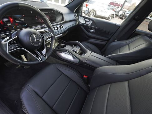 Used 2025 Mercedes-Benz GLE 350 4MATIC image 16