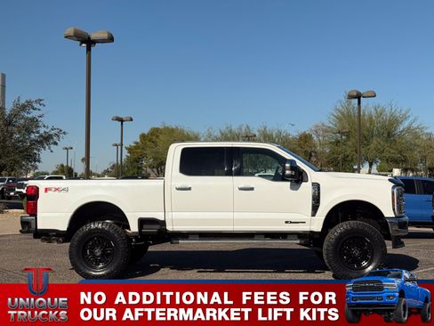 Used 2025 Ford F350 Lariat image 4