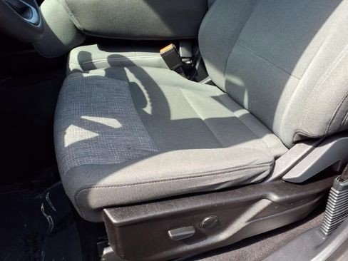 Used 2023 Ford F150 XLT image 15