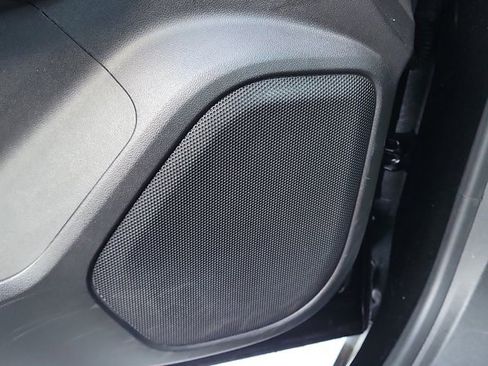 Used 2019 GMC Acadia SLE image 31