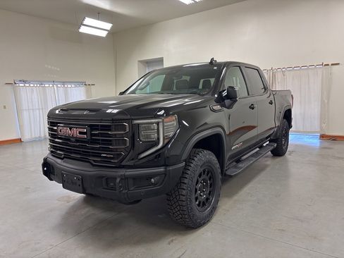 Used 2024 GMC Sierra 1500 AT4X w/ AT4X AEV Edition image 4