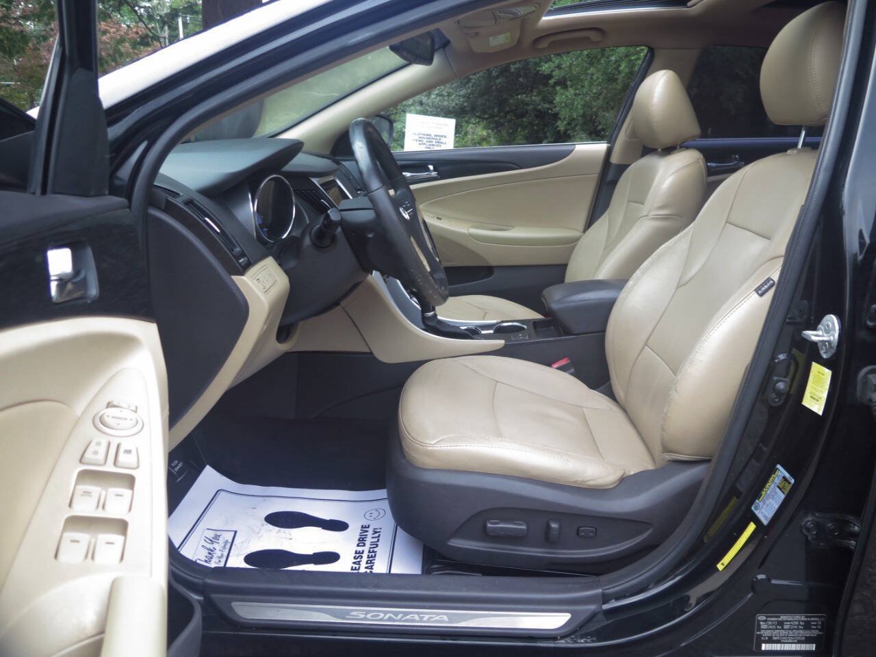 Used 2013 Hyundai Sonata Limited w/ Premium Pkg FWD image 8