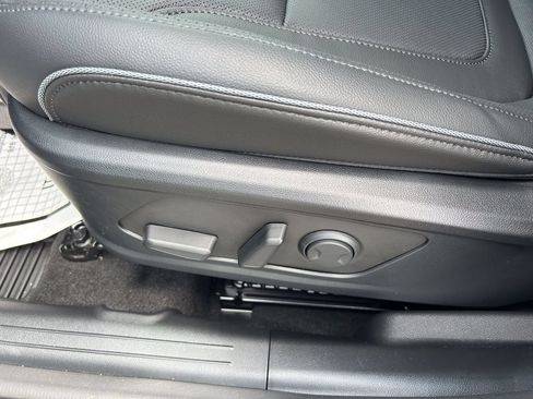 New 2026 Hyundai Tucson Limited FWD image 25