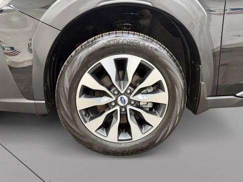 Used 2023 Subaru Outback Limited AWD/4WD image 14