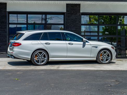 Used 2018 Mercedes-Benz E 63 AMG S image 10