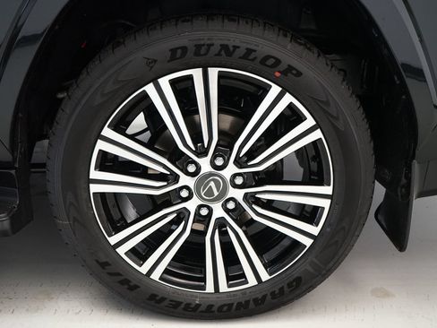 Used 2026 Lexus LX 600 4WD w/ Luxury Package image 37