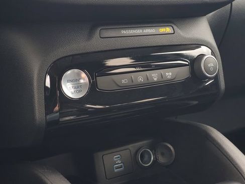 Used 2023 Ford Escape Active w/ Tech Pack #2 AWD/4WD image 22