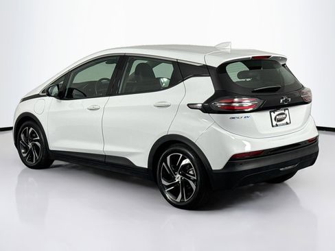 Used 2023 Chevrolet Bolt LT w/ Infotainment Package image 9