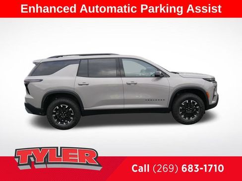 New 2026 Chevrolet Traverse Z71 w/ Enhanced Driving Package AWD/4WD image 9