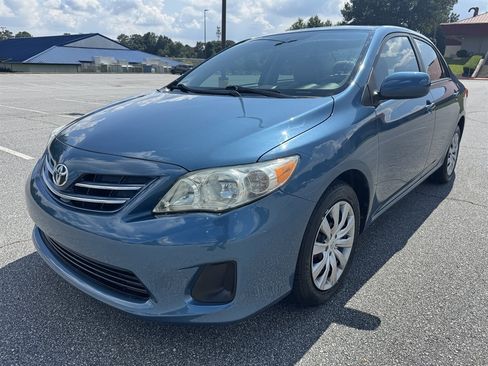 Used 2013 Toyota Corolla LE FWD image 16