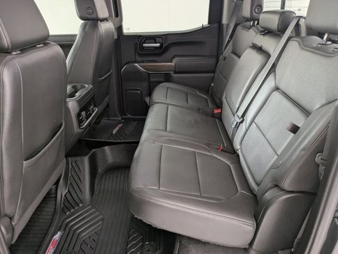 Used 2021 Chevrolet Silverado 1500 LT Trail Boss w/ Convenience Package II image 17