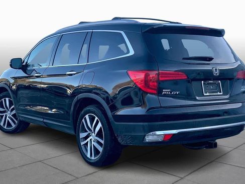 Used 2017 Honda Pilot Elite image 12