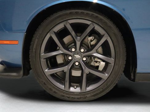 Used 2023 Dodge Challenger GT w/ Plus Package image 7