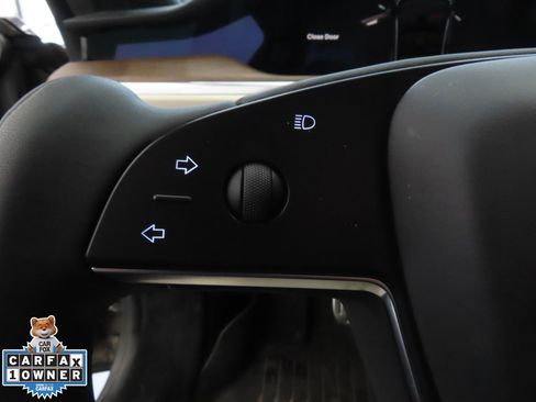 Used 2022 Tesla Model S image 15