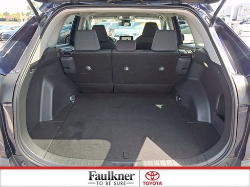 Certified 2025 Toyota RAV4 XLE AWD/4WD image 28