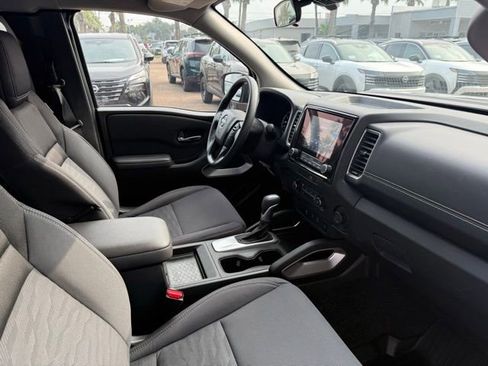 Certified 2023 Nissan Frontier SV w/ Technology Package RWD image 21
