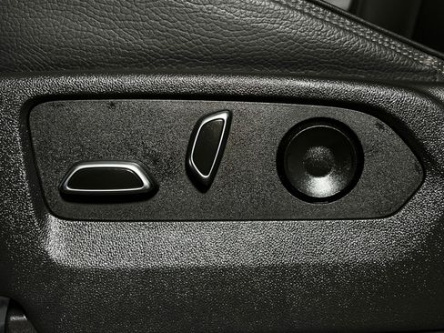 Used 2023 GMC Sierra 1500 Denali w/ Denali Reserve Package image 13