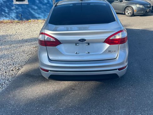 Used 2016 Ford Fiesta S image 6