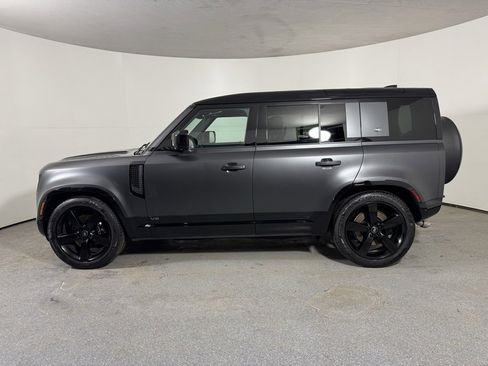 Used 2024 Land Rover Defender 110 Carpathian Edition image 10