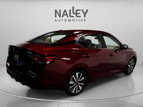 Used 2021 Nissan Sentra SV w/ SV Premium Package image 4