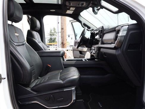 Used 2023 Ford F350 Platinum AWD/4WD image 33
