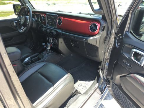 Used 2022 Jeep Wrangler Unlimited Rubicon AWD/4WD image 33
