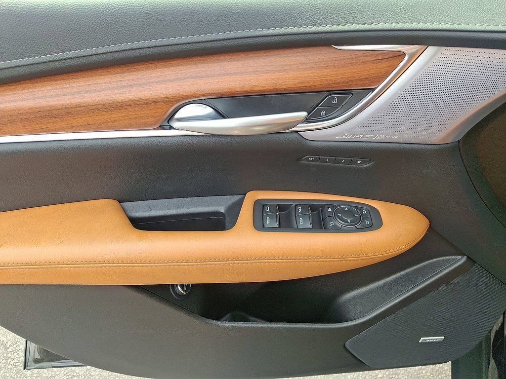 Certified 2024 Cadillac XT5 Premium Luxury w/ LPO, Floor Liner Package AWD/4WD image 13