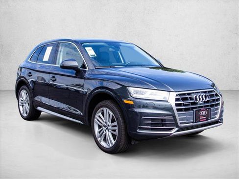 Used 2018 Audi Q5 Prestige w/ Prestige Package AWD/4WD image 3