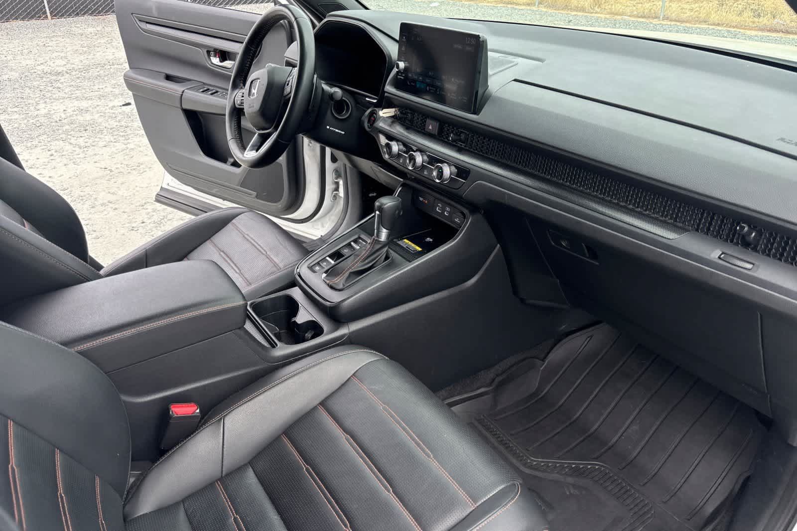 Used 2025 Honda CR-V Sport-L image 18
