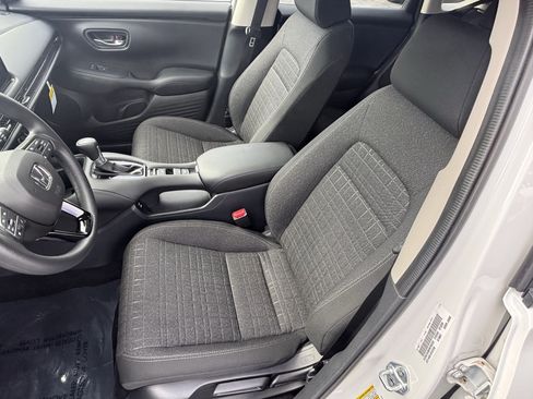 Used 2027 Honda HR-V LX image 14