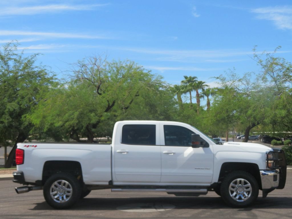 Used 2019 Chevrolet Silverado 2500 LT w/ LT Convenience Package AWD/4WD image 3