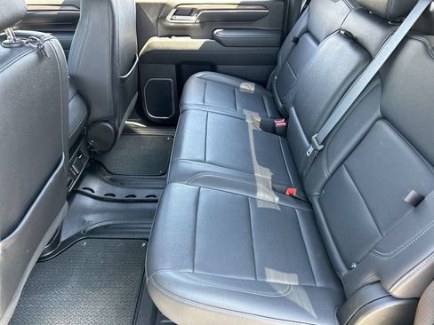 Used 2024 GMC Sierra 3500 SLT AWD/4WD image 25
