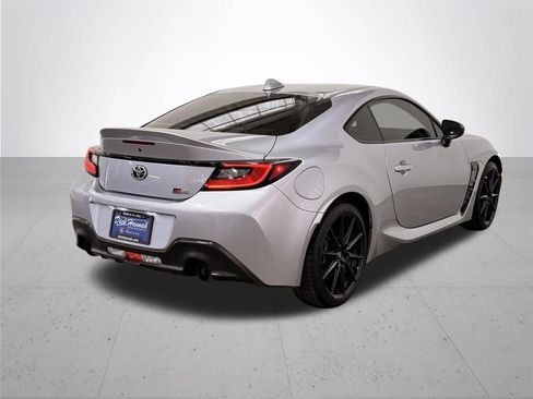 Used 2023 Toyota GR86 Premium RWD image 10
