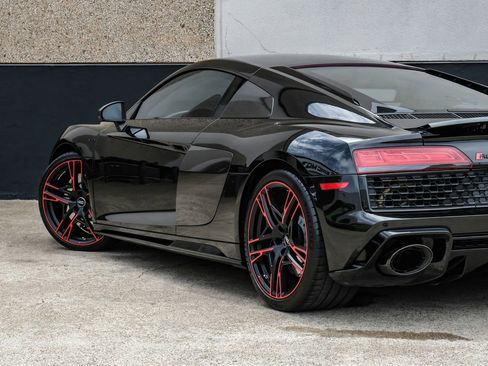 Used 2021 Audi R8 V10 RWD image 12