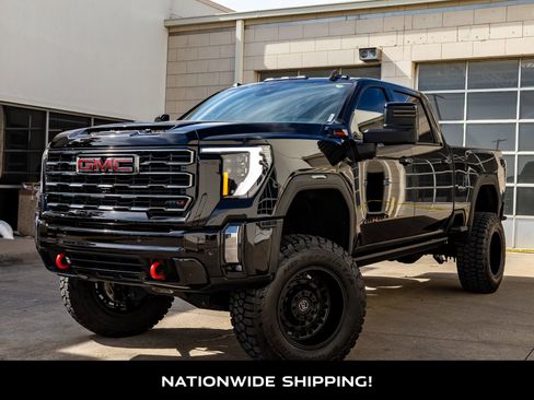 Used 2024 GMC Sierra 3500 AT4 w/ AT4 Premium Plus Package image 4