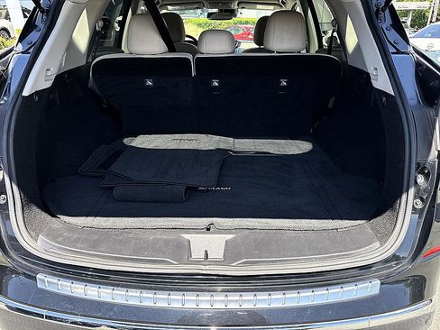 Used 2020 Nissan Murano SV FWD image 23