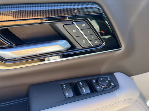 New 2026 GMC Yukon XL Elevation image 13