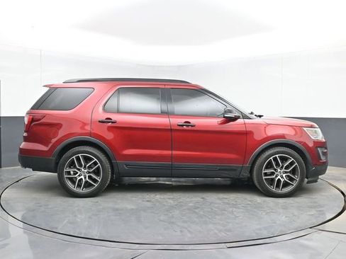 Used 2016 Ford Explorer Sport w/ Equipment Group 401A AWD/4WD image 15