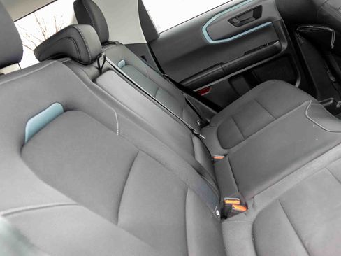 Used 2021 Ford Bronco Sport Badlands image 16