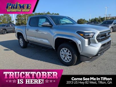New 2025 Toyota Tacoma SR5