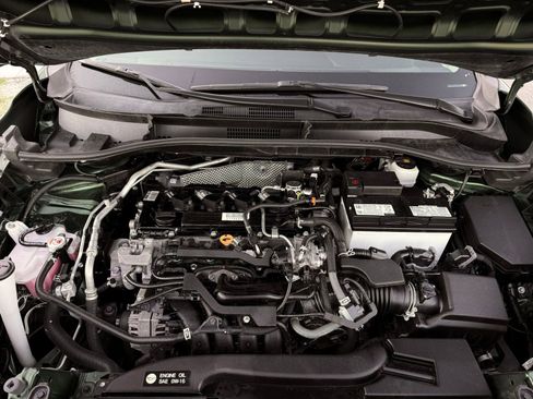 Used 2022 Toyota Corolla Cross LE FWD image 41
