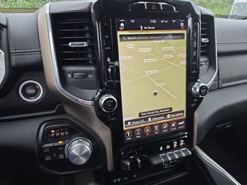 Used 2019 RAM 1500 Laramie AWD/4WD image 20