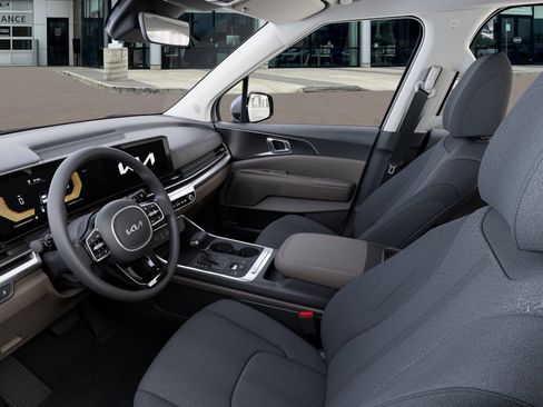 New 2026 Kia Carnival LX FWD image 18