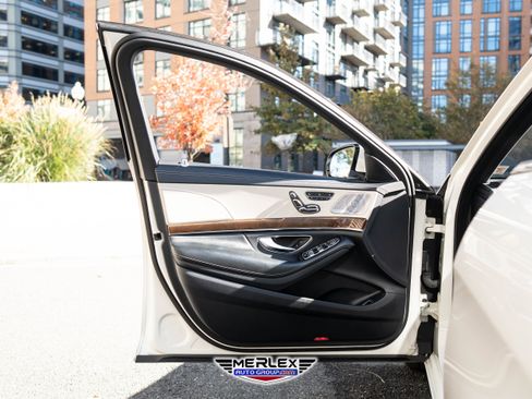 Used 2015 Mercedes-Benz S 550 Sedan image 44