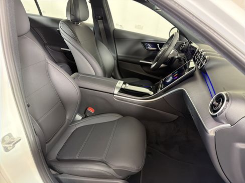Used 2026 Mercedes-Benz C 300 4MATIC Sedan image 30